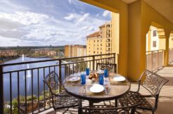 Wyndham Bonnet Creek -Spotlight